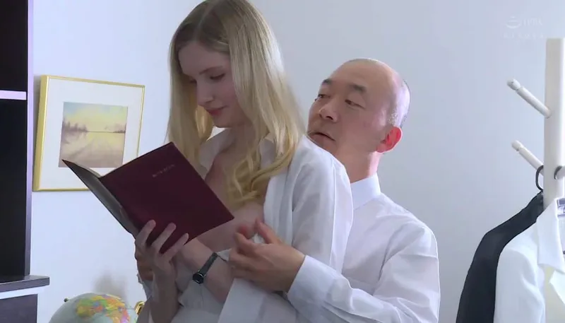 Người vợ chấp nhận làm gấu cho đối tác của gã chồng để trả nợ